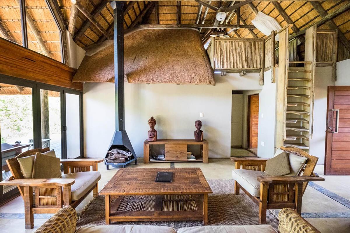 Rhino River Lodge Manyoni Private Game Reserve Экстерьер фото