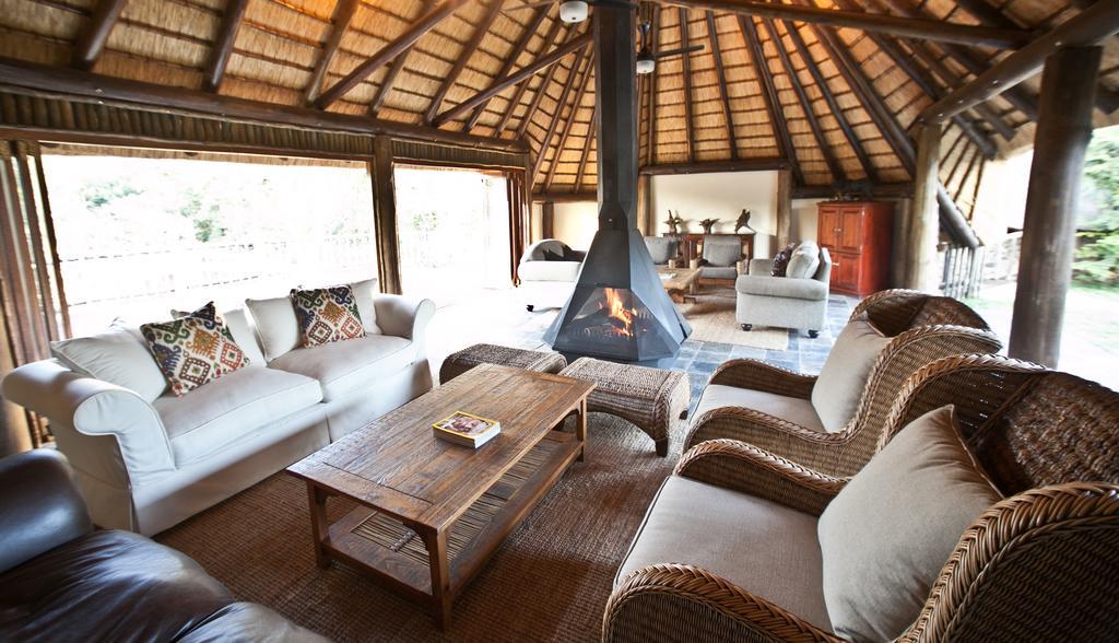 Rhino River Lodge Manyoni Private Game Reserve Экстерьер фото