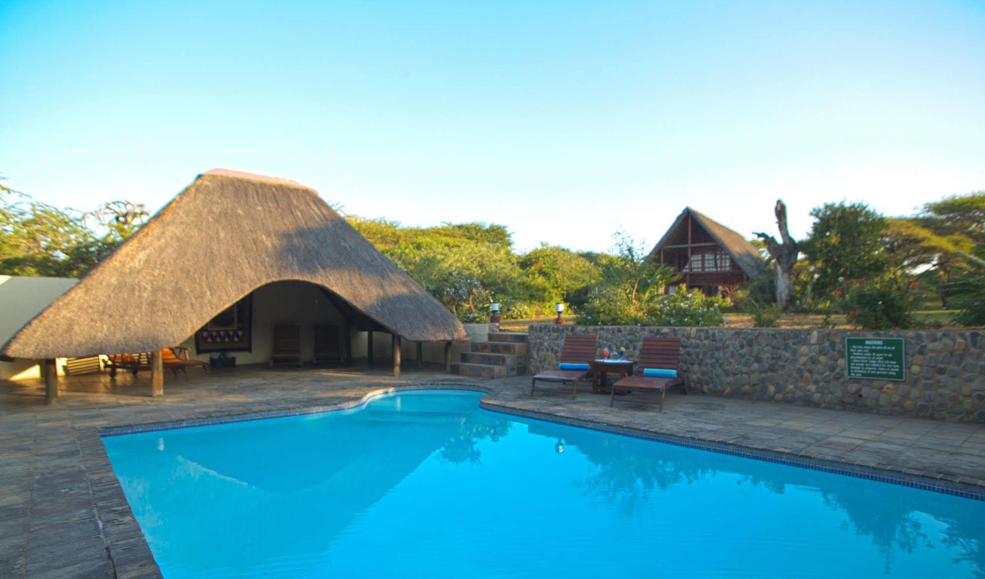 Rhino River Lodge Manyoni Private Game Reserve Экстерьер фото